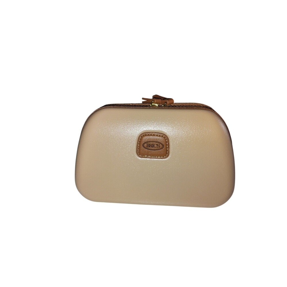 New BRICS Hard Shell Toiletry Bag Beige Qatar Airways     57